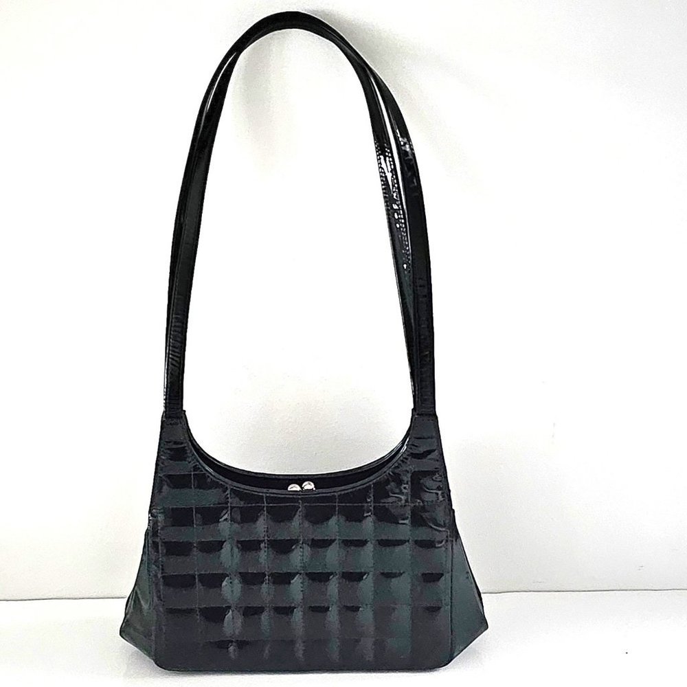 Chanel Black Patent Leather Vintage Chocolate Bar Kisslock Shoulder Bag - Picture 2 of 14
